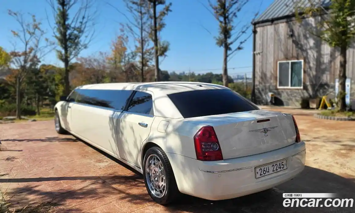 Chrysler 300C 2010 3.5 Автомат в Москве № 407549, фото 10
