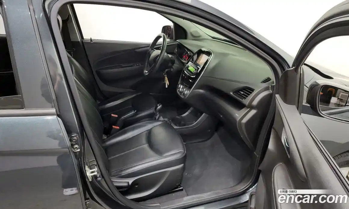 Chevrolet Spark 2018 1.0 Робот в Москве № 41233, фото 13