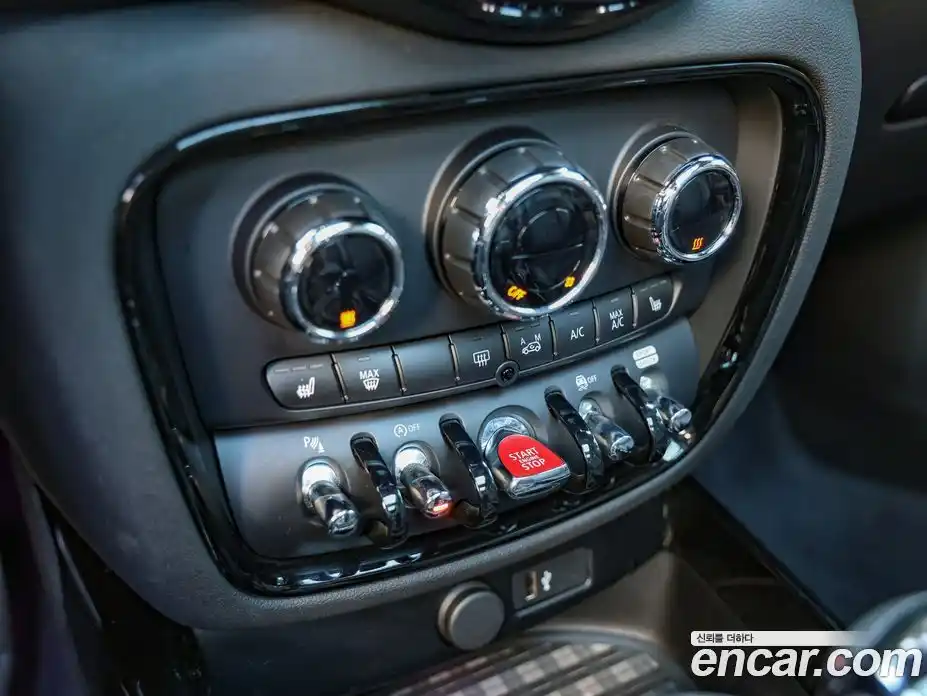 Mini Clubman 2022 2.0 Автомат в Москве № 416919, фото 18