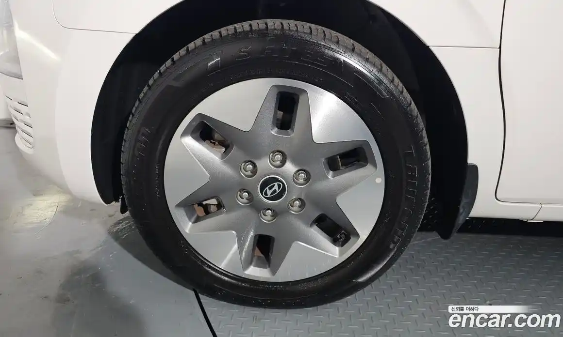 Hyundai Staria 2025 1.6 Автомат в Москве № 43266, фото 16