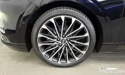 Hyundai Grandeur 2025 2.5 Автомат в Москве № 43855, миниатюра 2