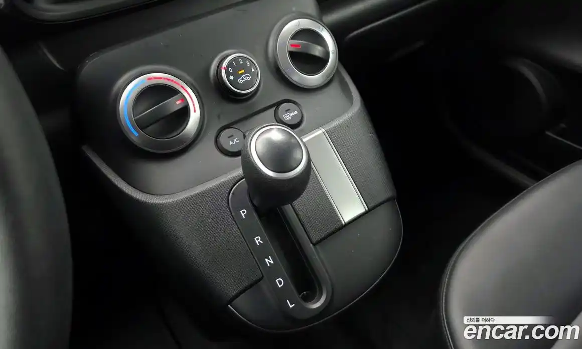 Hyundai Casper 2024 1.0 Автомат в Москве № 44062, фото 9