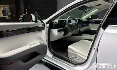 Hyundai Grandeur 2023 2.5 Автомат в Москве № 45221, миниатюра 11