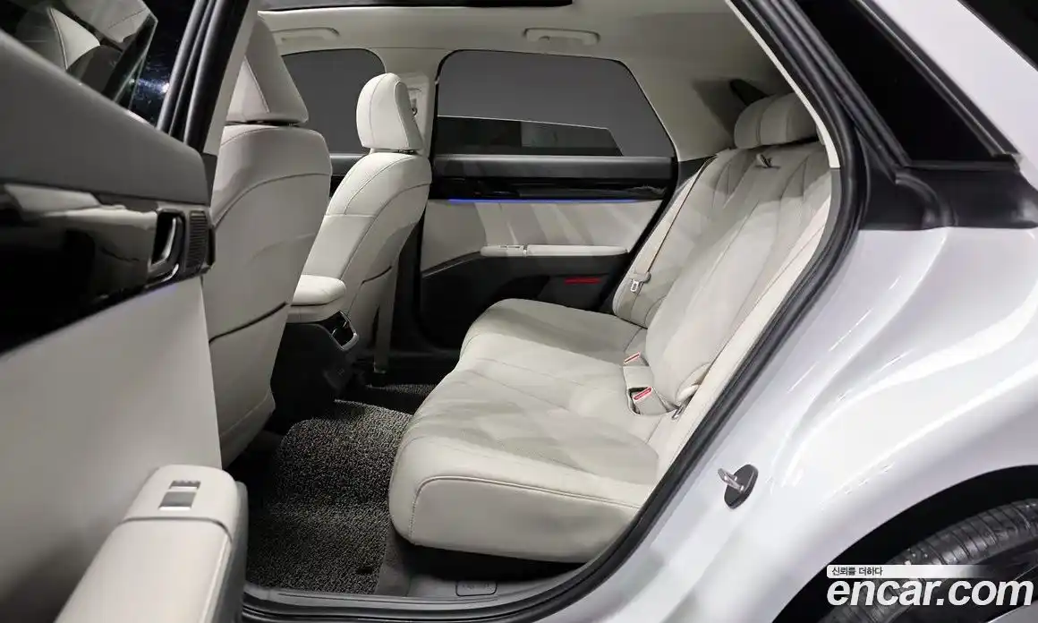 Hyundai Grandeur 2023 2.5 Автомат в Москве № 45221, фото 13