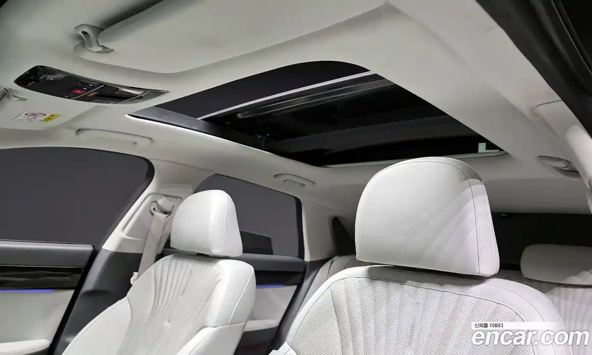 Hyundai Grandeur 2023 2.5 Автомат в Москве № 45221, фото 17