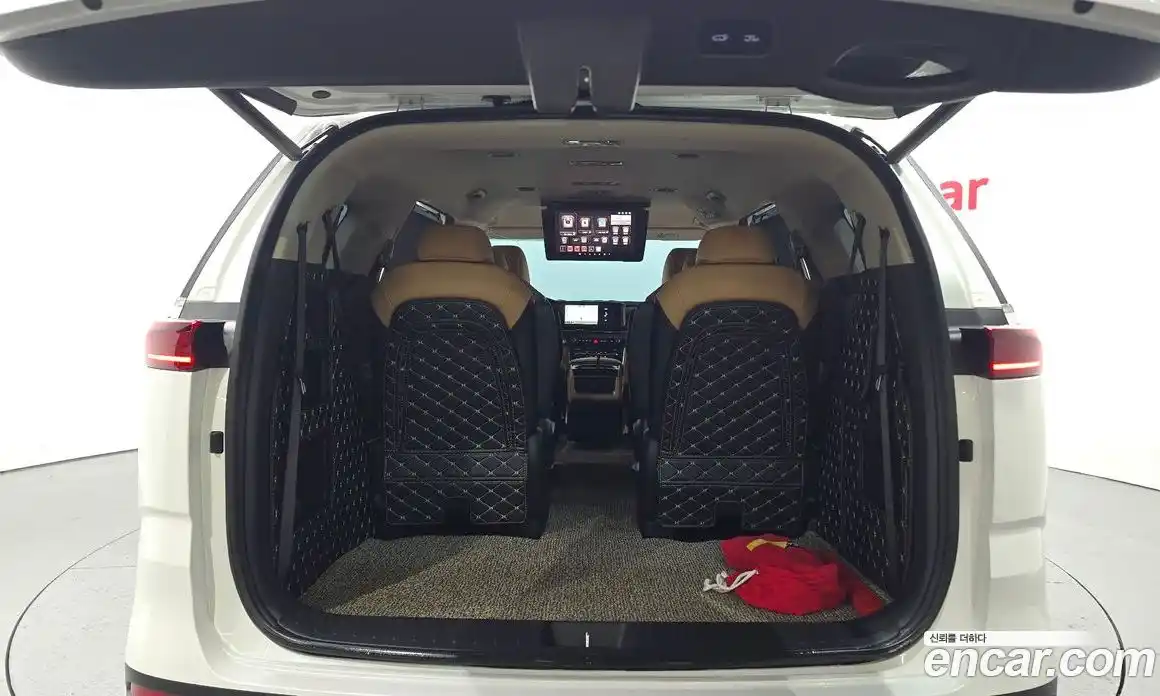 Kia Canival 2023 2.2 Автомат в Москве № 53161, фото 13