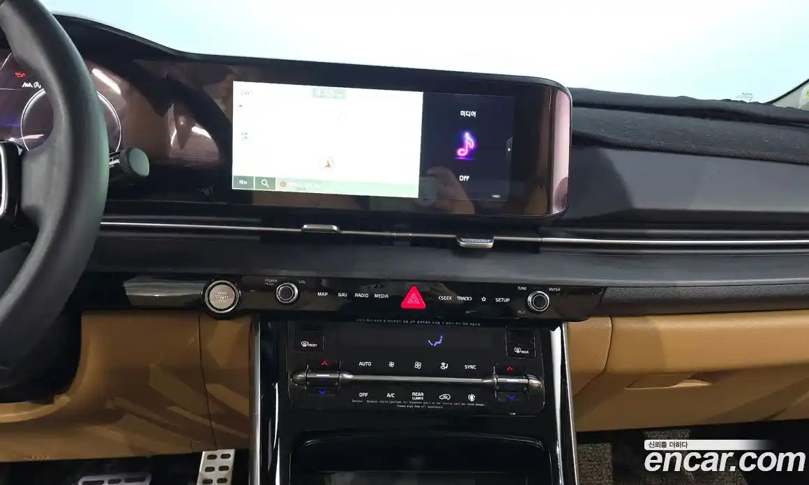 Kia Canival 2023 2.2 Автомат в Москве № 53161, фото 20