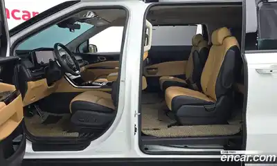 Kia Canival 2023 2.2 Автомат в Москве № 53161, миниатюра 5