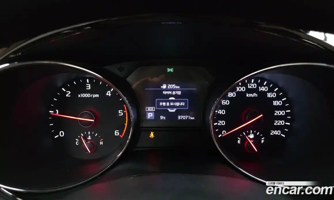 Kia Canival 2019 2.2 Автомат в Москве № 55860, фото 13