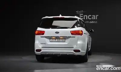 Kia Canival 2019 2.2 Автомат в Москве № 55860, миниатюра 5