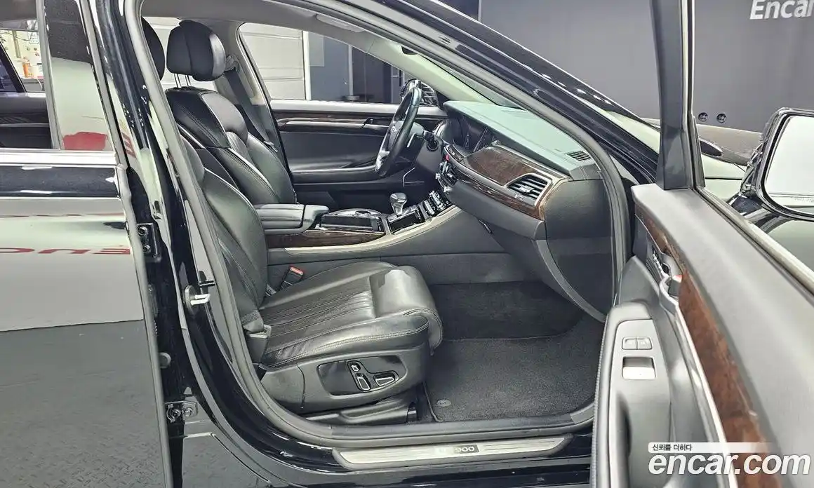 Genesis EQ900 2016 3.3 Автомат в Москве № 57304, фото 9