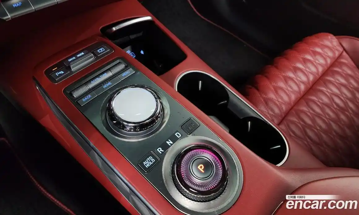 Genesis GV70 2024 2.5 Автомат в Москве № 58333, фото 6