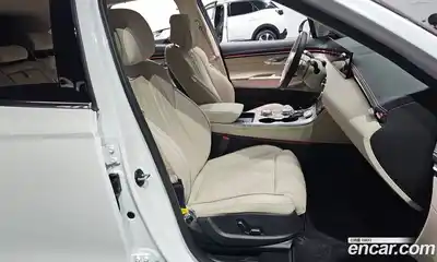 Genesis GV70 2025 2.5 Автомат в Москве № 58744, миниатюра 7