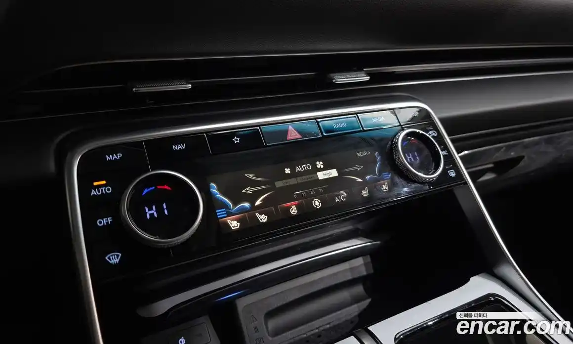 Genesis GV80 2022 2.5 Автомат в Москве № 58900, фото 19