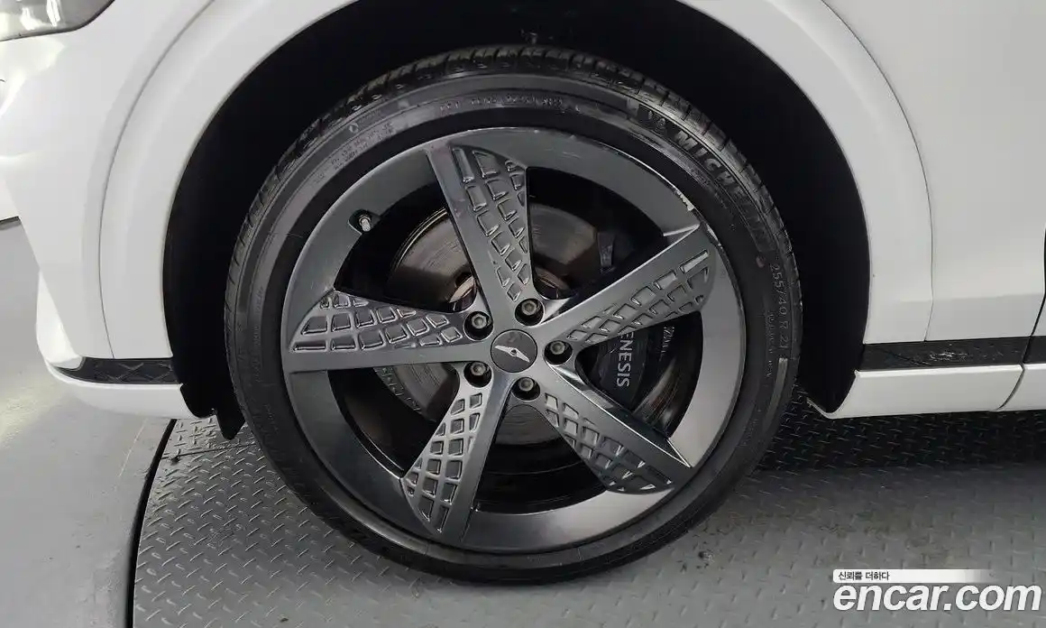 Genesis GV70 2023 2.5 Автомат в Москве № 58950, фото 13