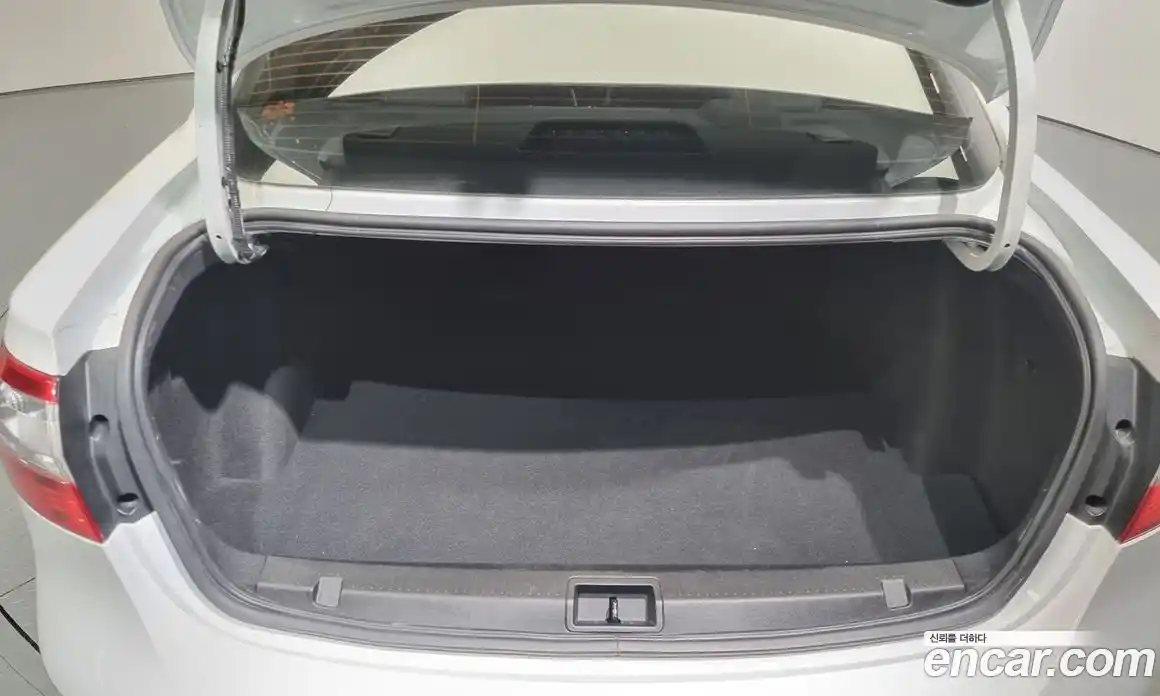 Renault SM3 2015 1.6 Автомат в Москве № 63327, фото 11