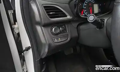 Chevrolet Spark 2021 1.0 Автомат в Москве № 67084, миниатюра 4