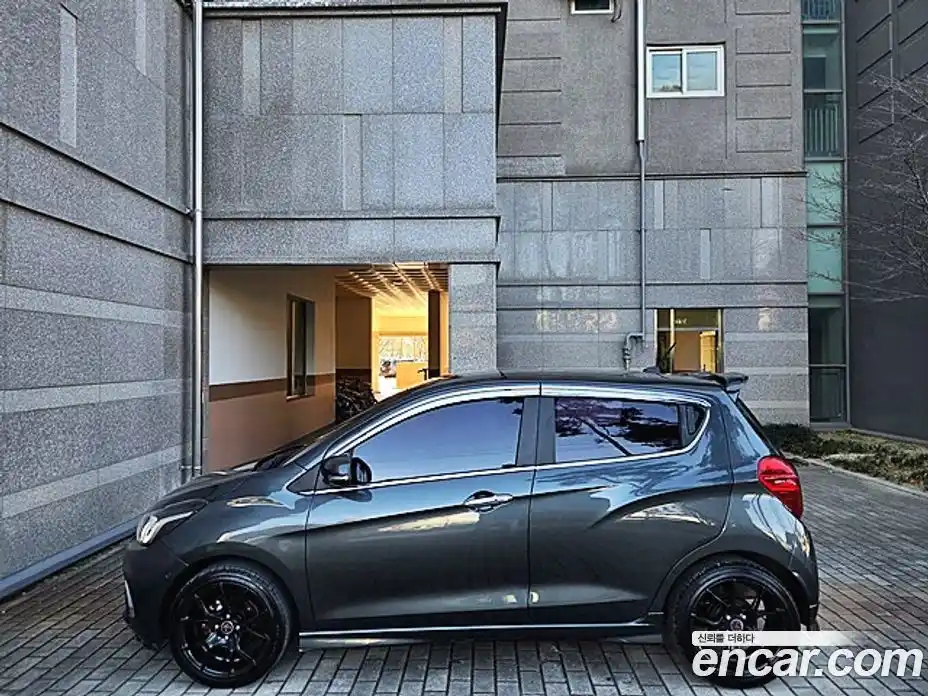 Chevrolet Spark 2017 1.0 Автомат в Москве № 76369, фото 11