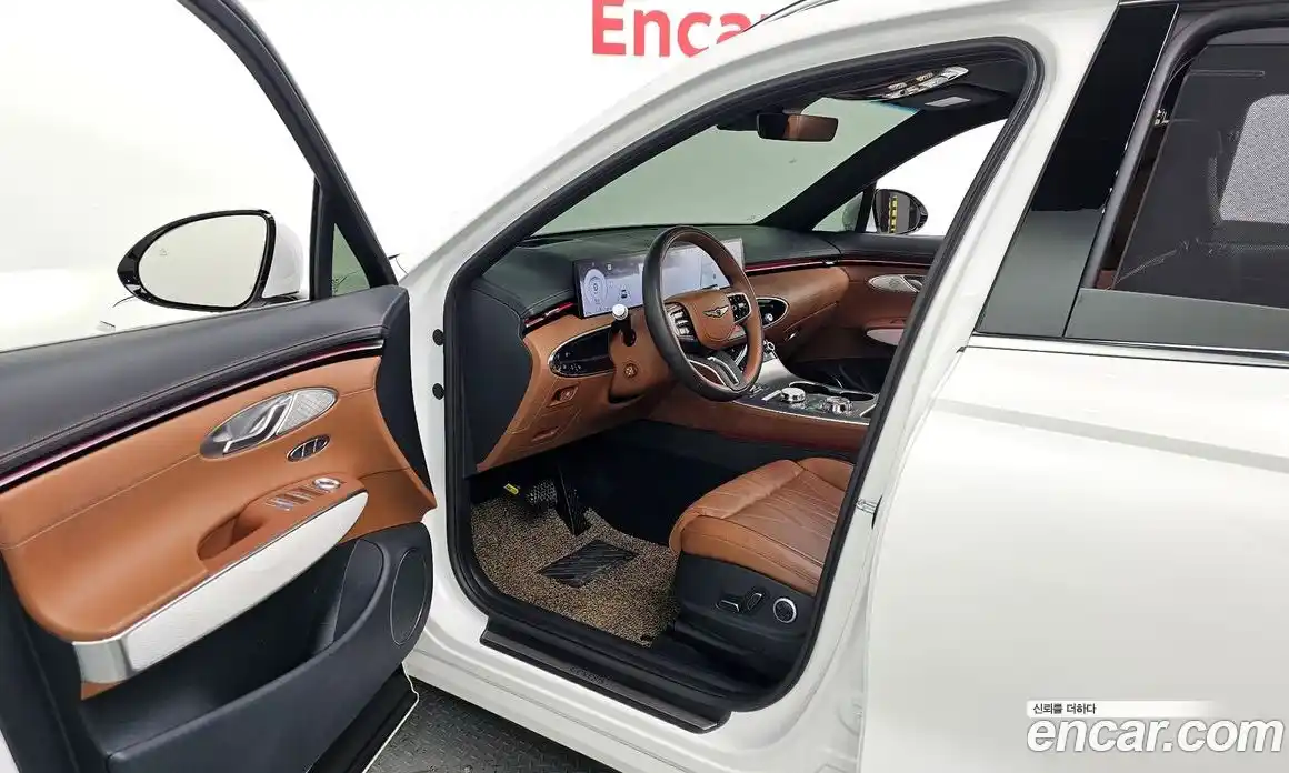 Genesis GV70 2025 2.5 Автомат в Москве № 80103, фото 6