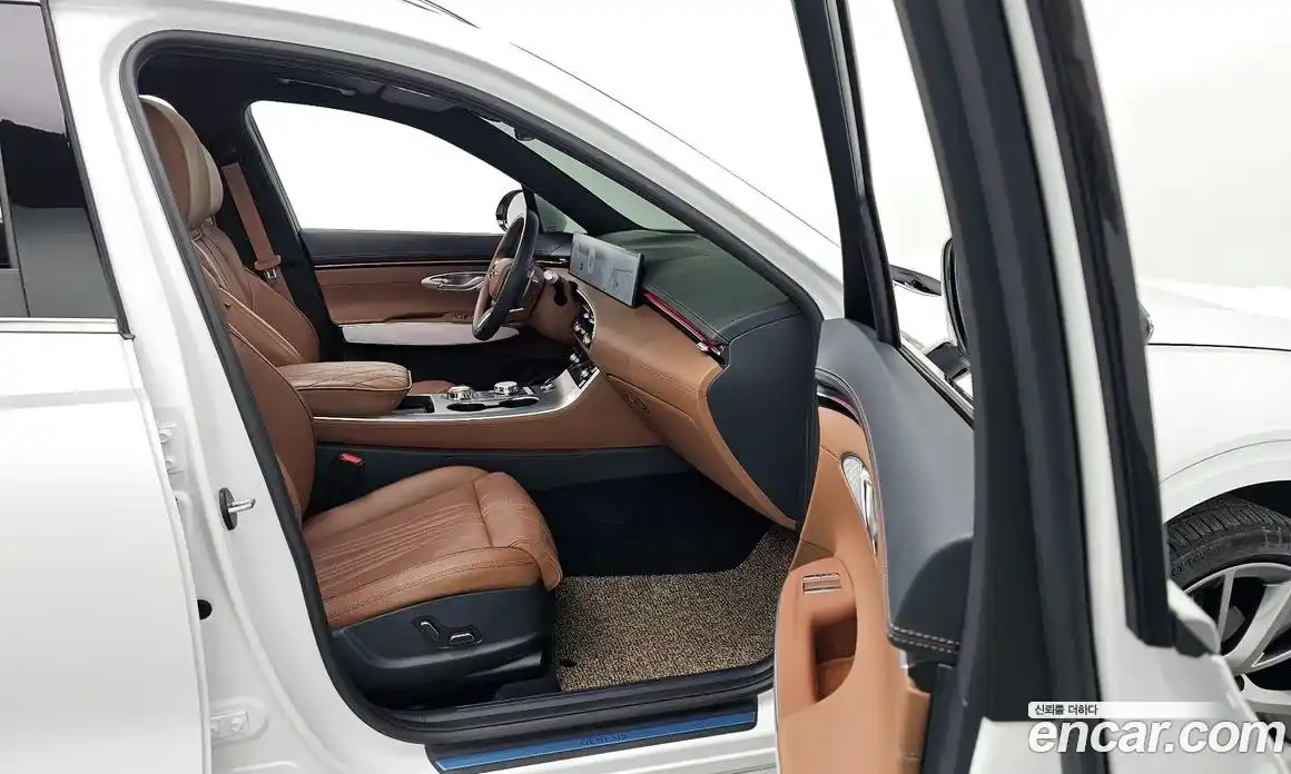 Genesis GV70 2025 2.5 Автомат в Москве № 80103, фото 7