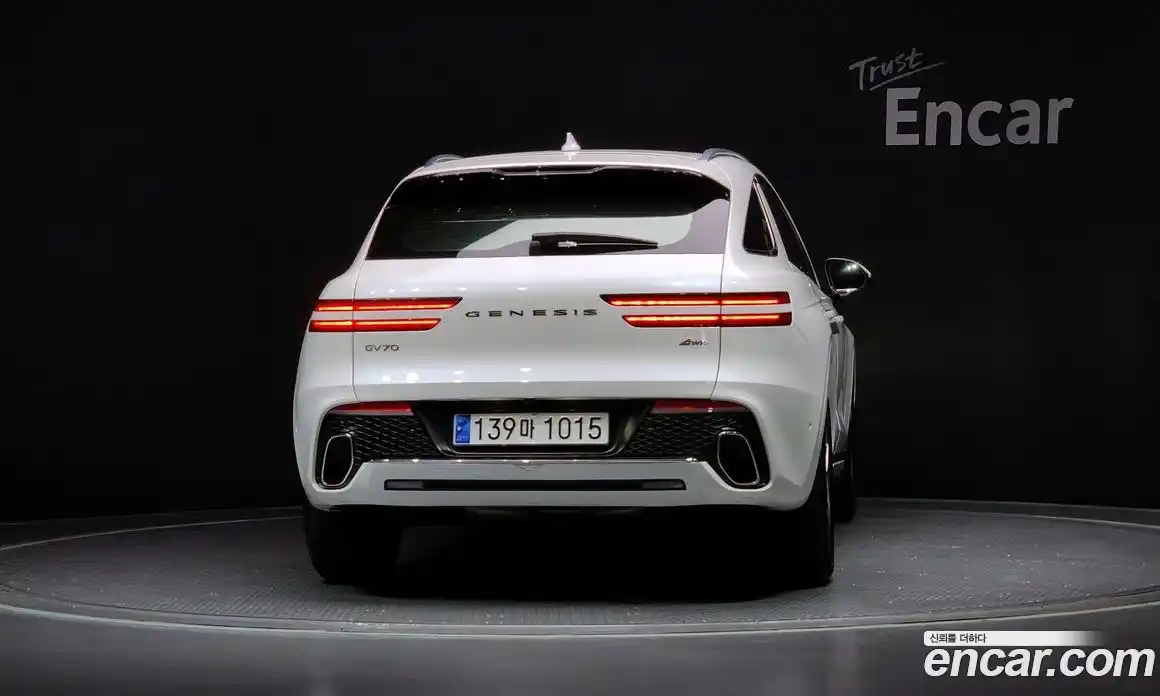 Genesis GV70 2024 2.5 Автомат в Москве № 80955, фото 3