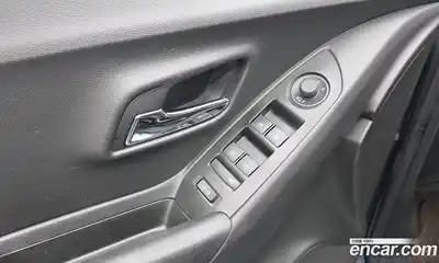 Chevrolet Trax 2021 1.4 Автомат в Москве № 82189, миниатюра 3