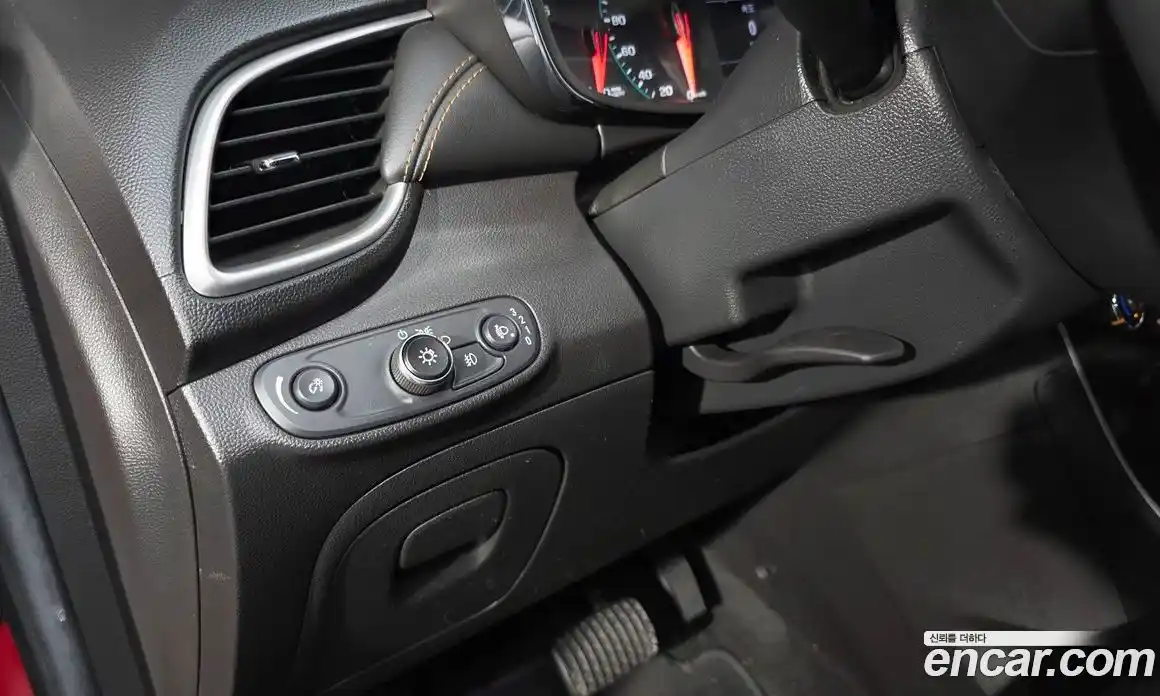 Chevrolet Trax 2019 1.4 Автомат в Москве № 103987, фото 11