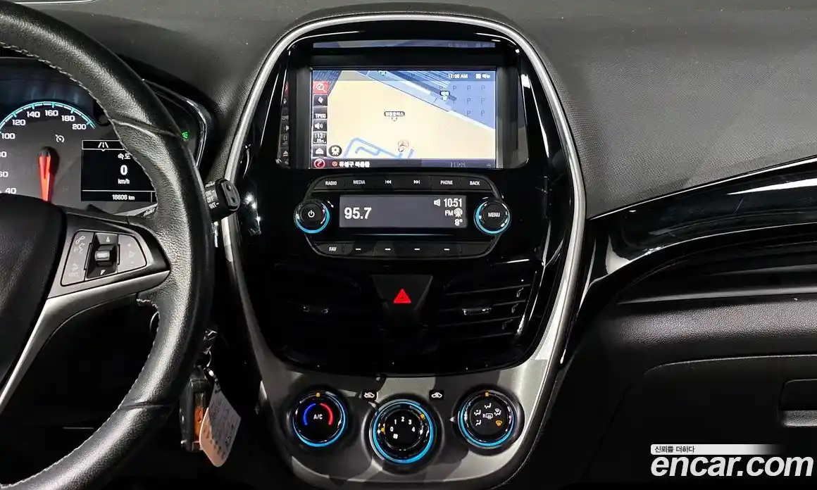 Chevrolet Spark 2017 1.0 Автомат в Москве № 104418, фото 17