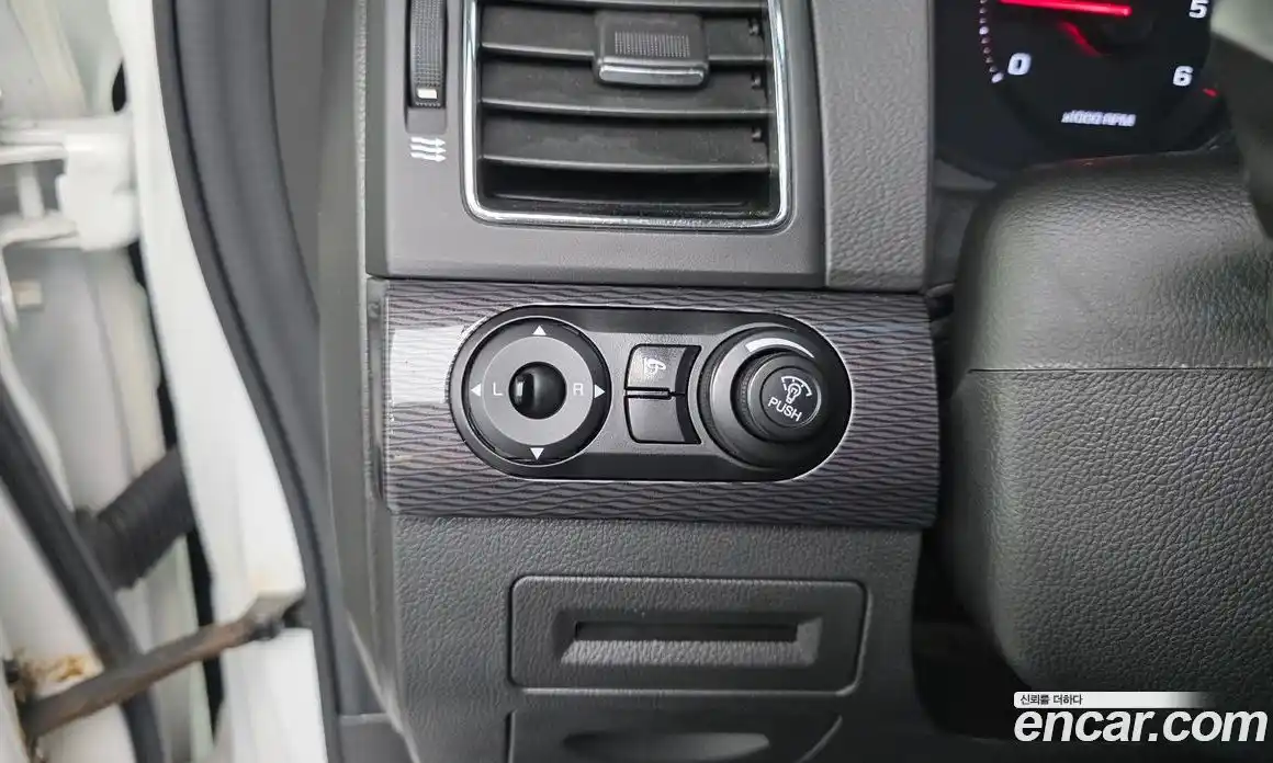 Chevrolet Captiva 2015 2.0 Автомат в Москве № 104442, фото 12