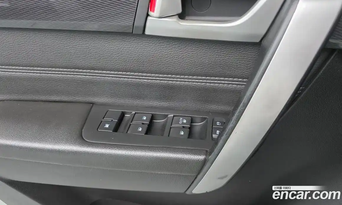 Chevrolet Captiva 2015 2.0 Автомат в Москве № 104442, фото 16