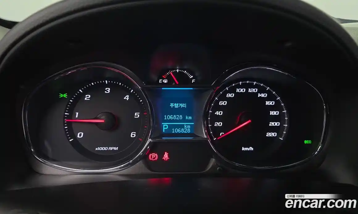 Chevrolet Captiva 2015 2.0 Автомат в Москве № 104442, фото 9