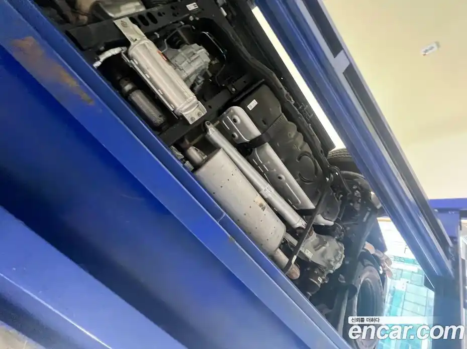 Chevrolet Tahoe 2023 6.2 Автомат в Москве № 105162, фото 18