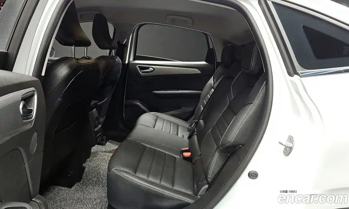 Renault XM3 2023 1.6 Автомат в Москве № 106023, фото 17