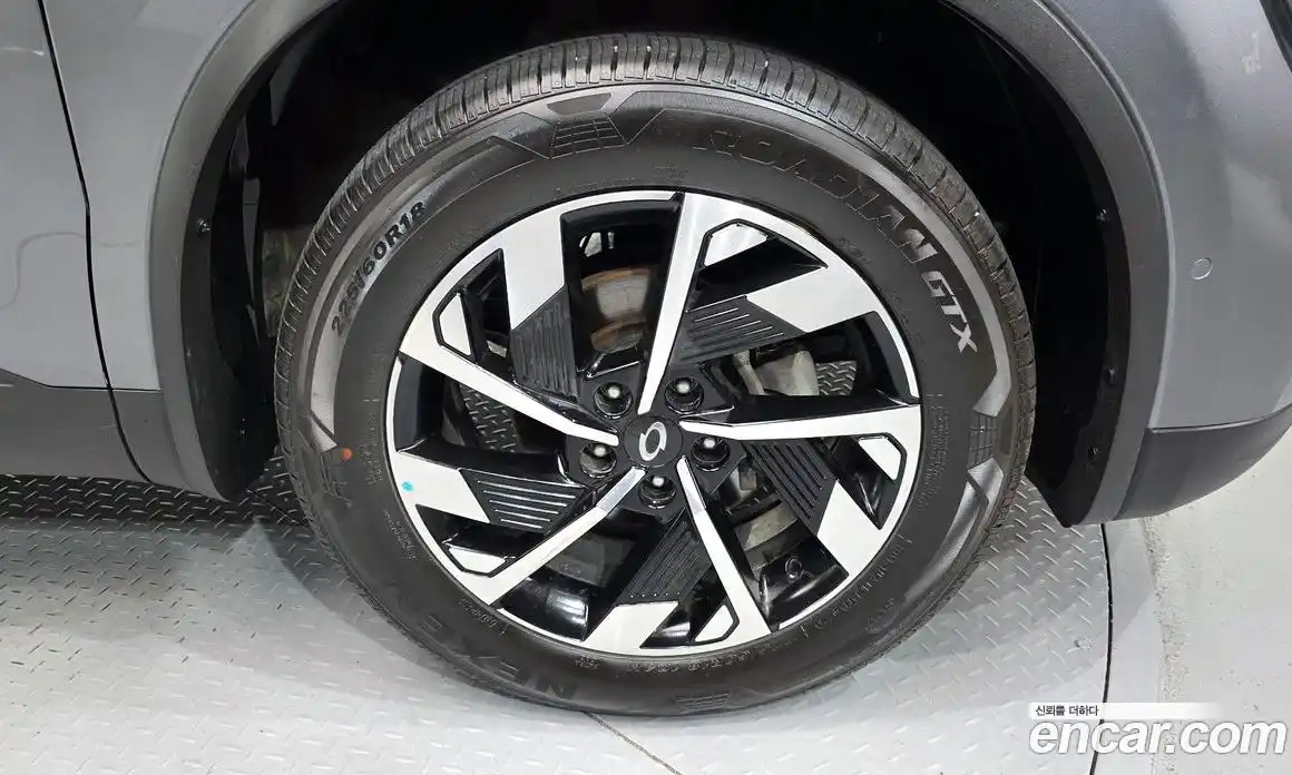 Renault QM6 2024 2.0 Автомат в Москве № 107156, фото 3