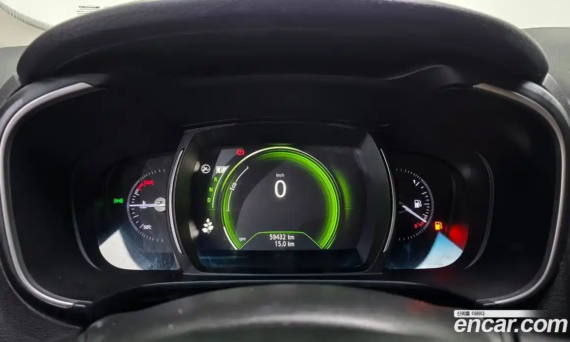 Renault QM6 2024 2.0 Автомат в Москве № 107156, фото 10