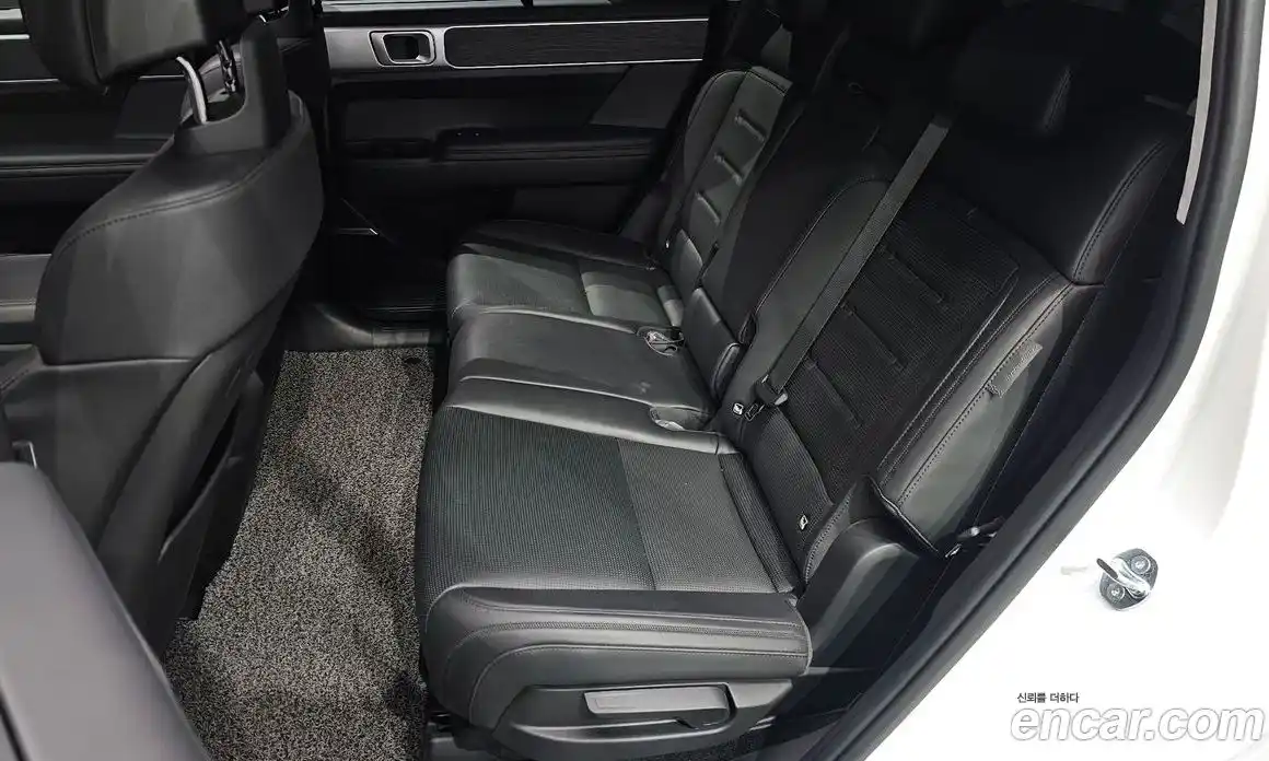 Hyundai Santa Fe 2024 1.6 Автомат в Москве № 108531, фото 18