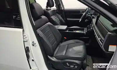 Hyundai Santa Fe 2024 1.6 Автомат в Москве № 108531, миниатюра 10