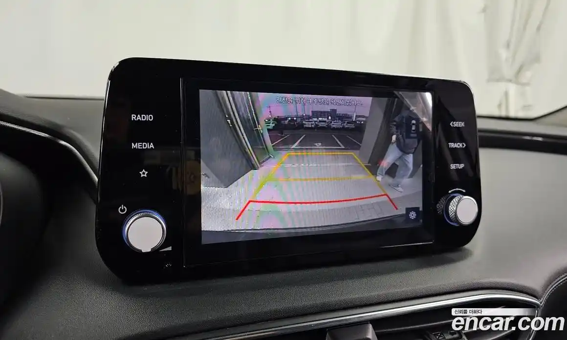 Hyundai Santa Fe 2021 2.2 Автомат в Москве № 108632, фото 11