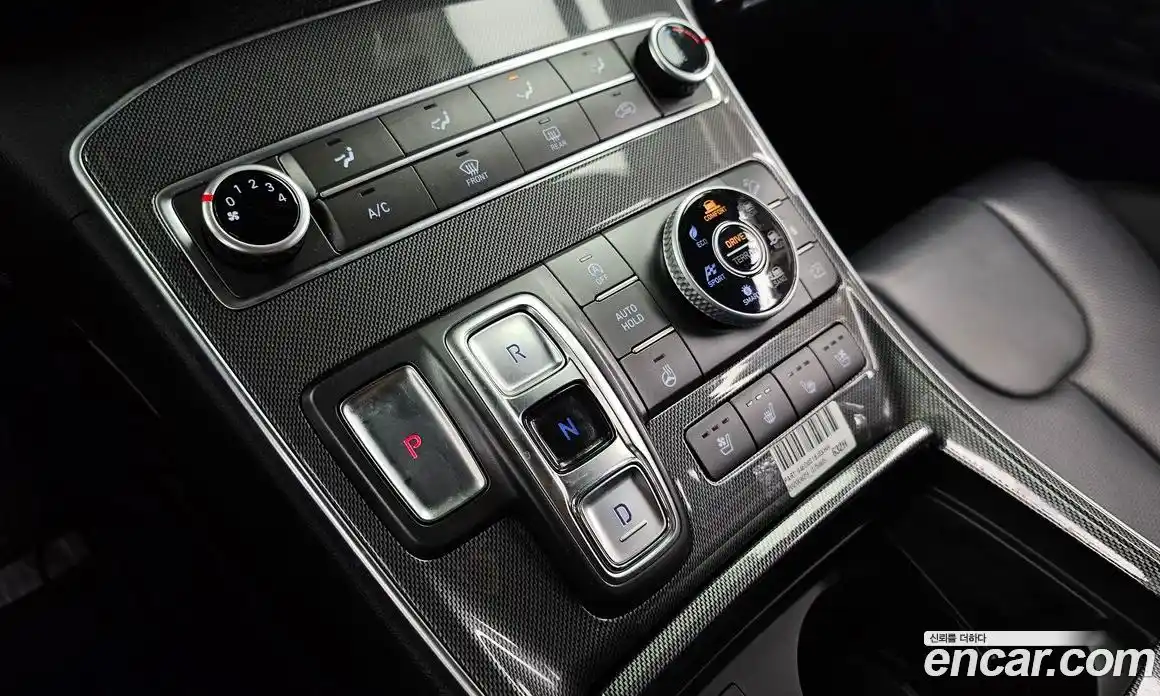 Hyundai Santa Fe 2021 2.2 Автомат в Москве № 108632, фото 17