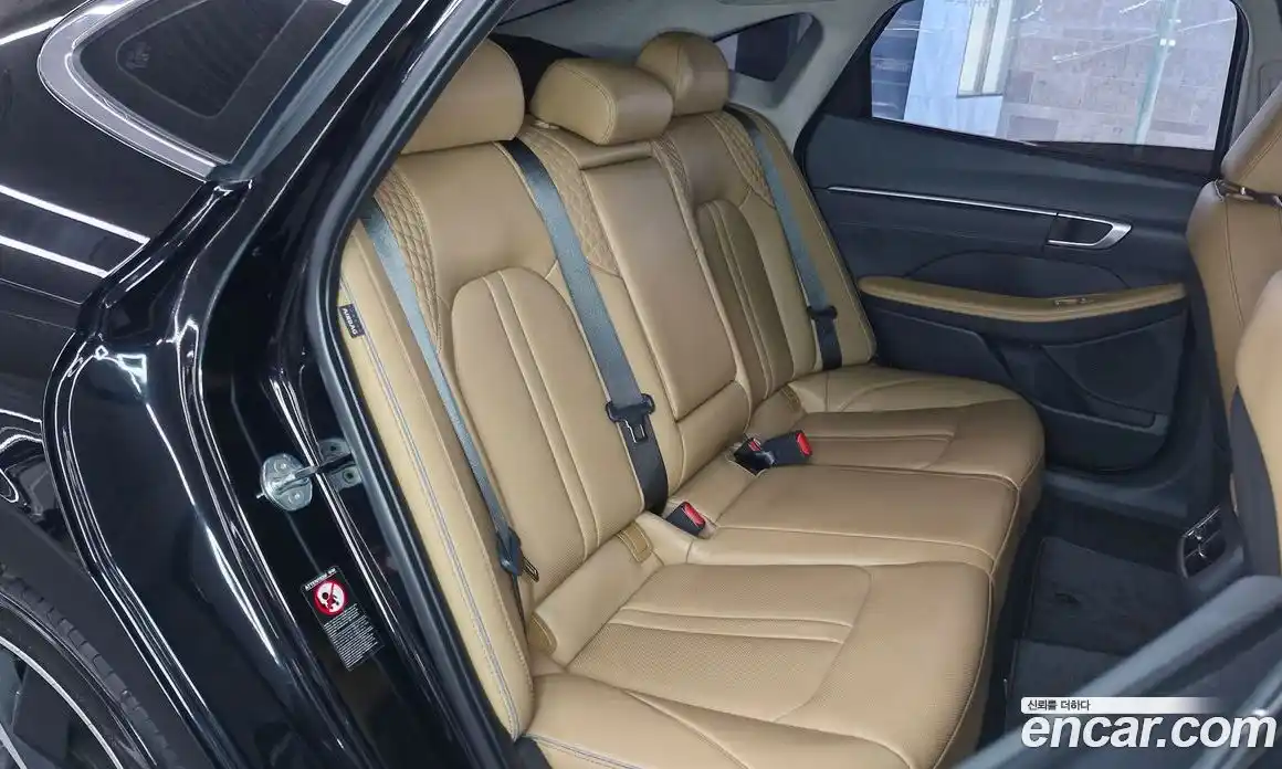 Hyundai Sonata 2022 1.6 Автомат в Москве № 113165, фото 12