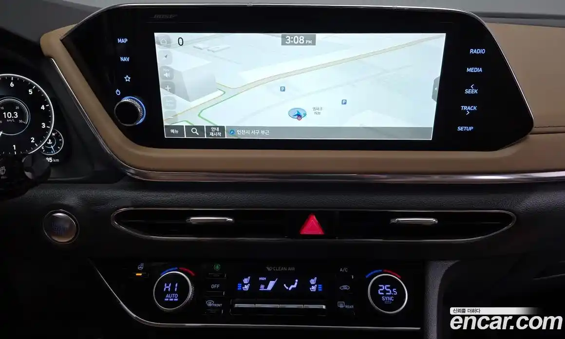 Hyundai Sonata 2022 1.6 Автомат в Москве № 113165, фото 14