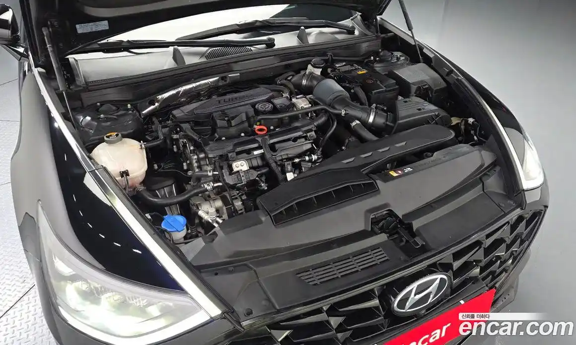 Hyundai Sonata 2022 1.6 Автомат в Москве № 113165, фото 6