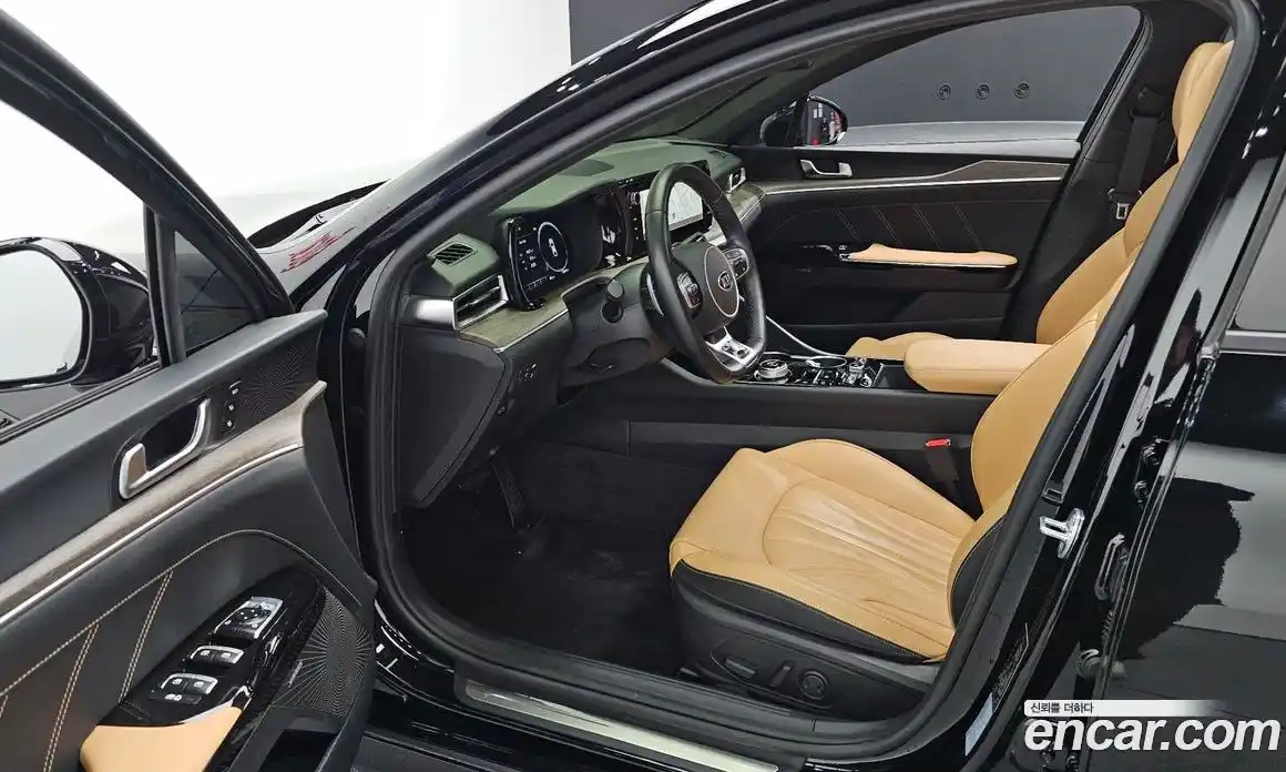 Kia K5 2021 1.6 Автомат в Москве № 120235, фото 13