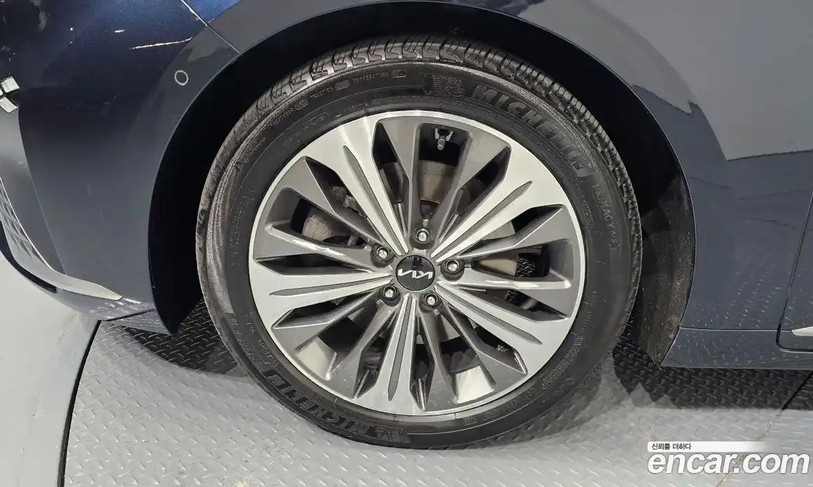 Kia K8 2022 2.5 Автомат в Москве № 121812, фото 18