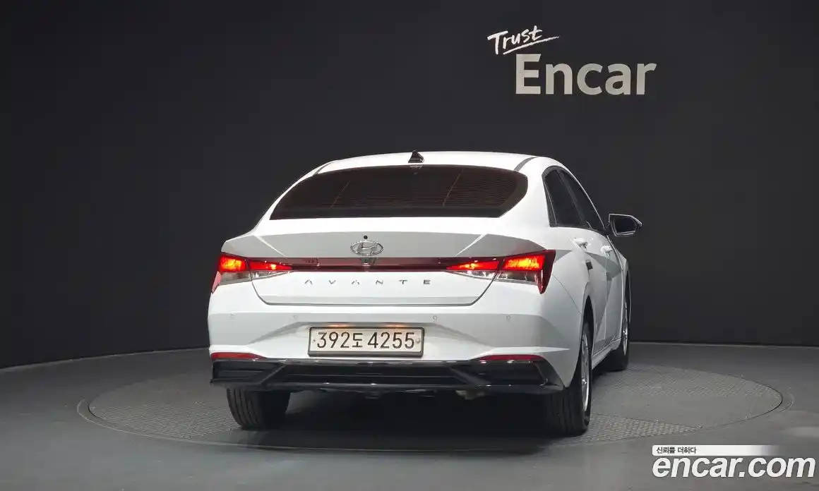 Hyundai Avante 2023 1.6 Автомат в Москве № 122402, фото 3