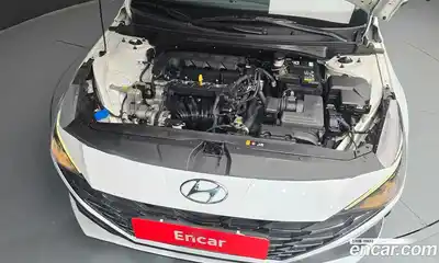 Hyundai Avante 2023 1.6 Автомат в Москве № 122402, миниатюра 7