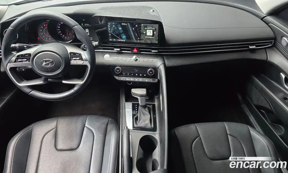 Hyundai Avante 2023 1.6 Автомат в Москве № 122402, фото 8