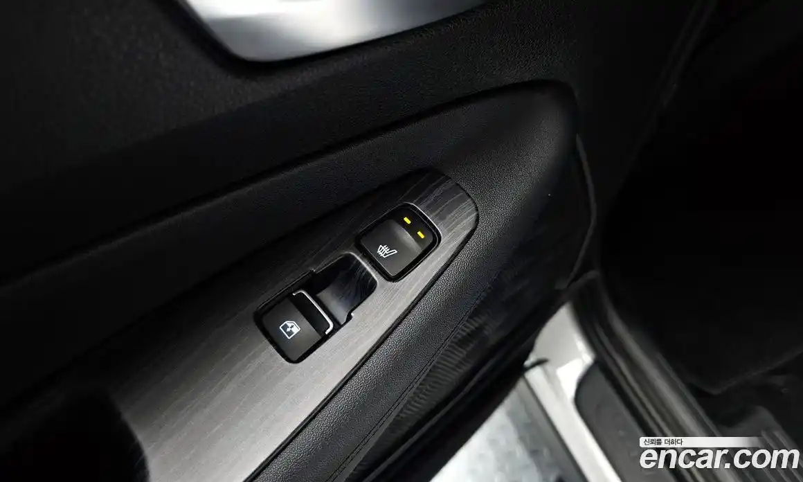 Hyundai Santa Fe 2023 1.6 Автомат в Москве № 125467, фото 17