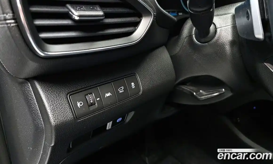 Hyundai Santa Fe 2023 1.6 Автомат в Москве № 125467, фото 19