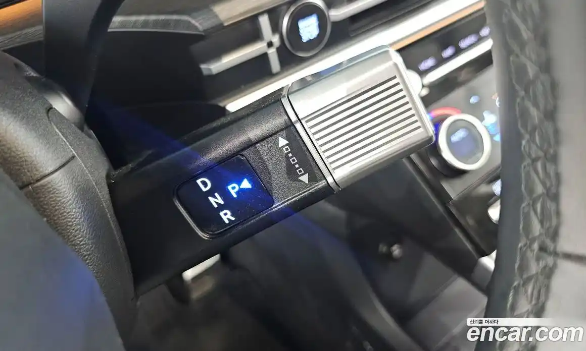 Hyundai Santa Fe 2024 2.5 Автомат в Москве № 125657, фото 16